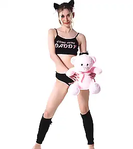 Kitty & The Teddy Bear. Eden Venua.